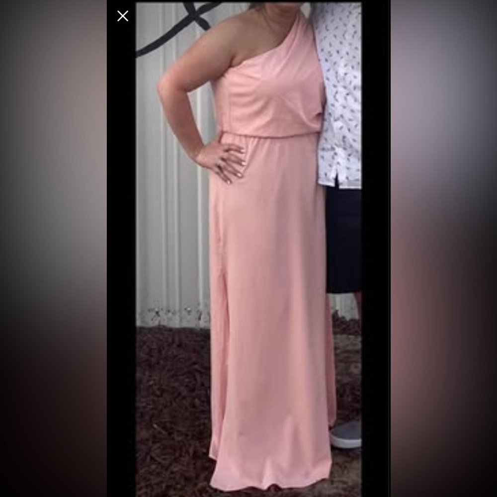 XL One arm dress